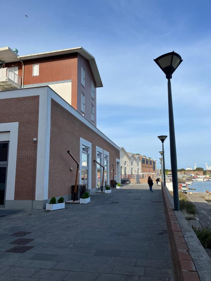 Kasia Porta Sul Mare Di Livorno Free Parking Exterior foto